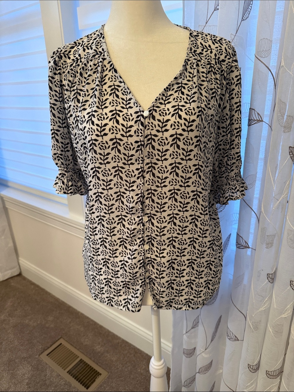 LOFT Black Leaf-Print V-Neck Blouse on Cream